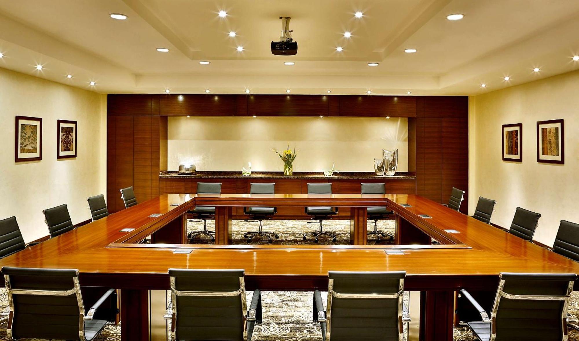Hilton Alexandria King'S Ranch Hotel King Mariout Exterior foto A meeting room
